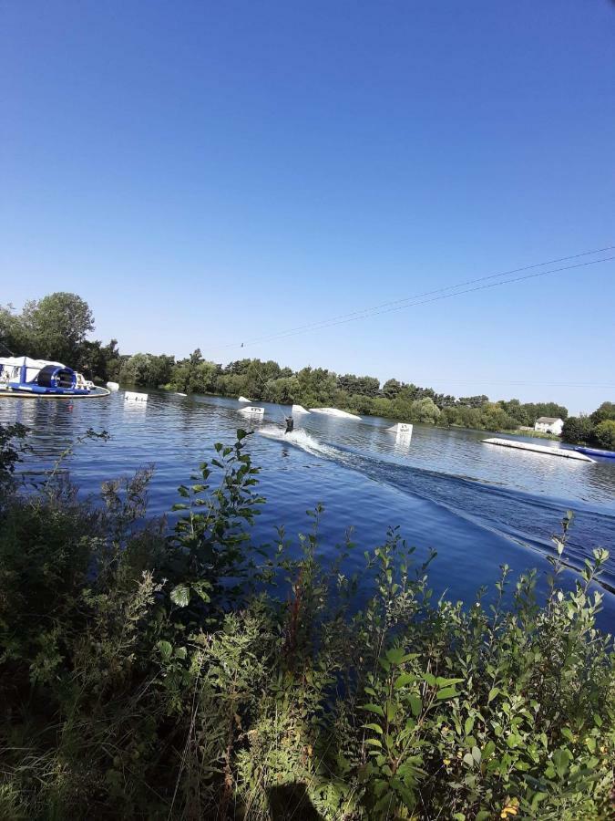 Caravan For Rent At Tattershall Holiday Park Екстериор снимка