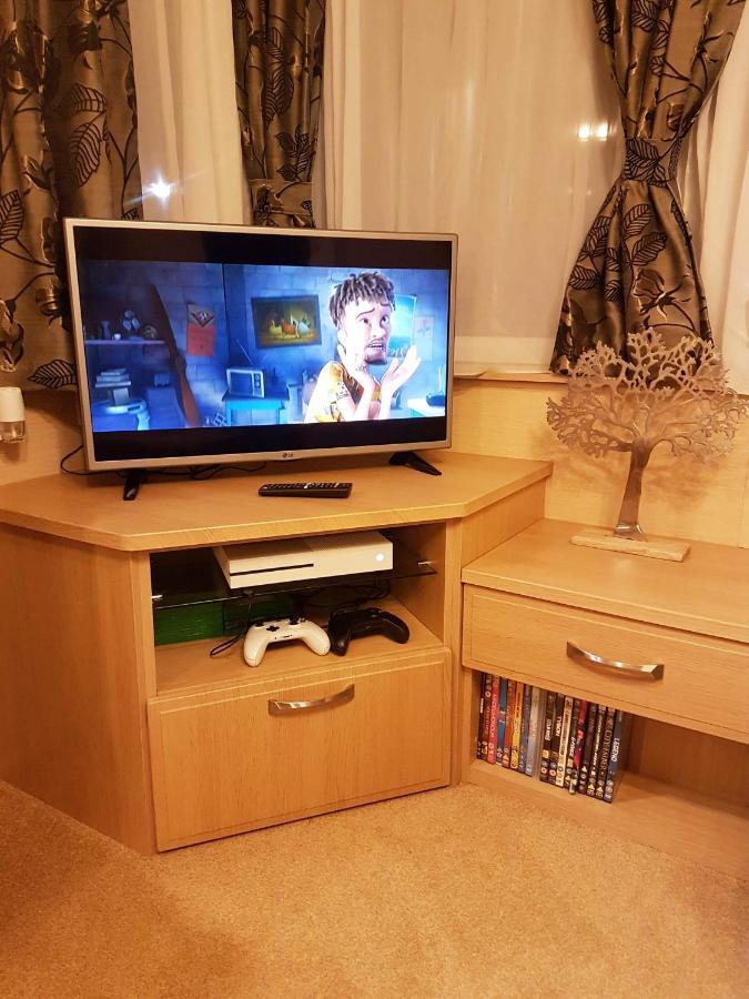 Caravan For Rent At Tattershall Holiday Park Екстериор снимка