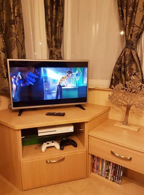 Caravan For Rent At Tattershall Holiday Park Екстериор снимка